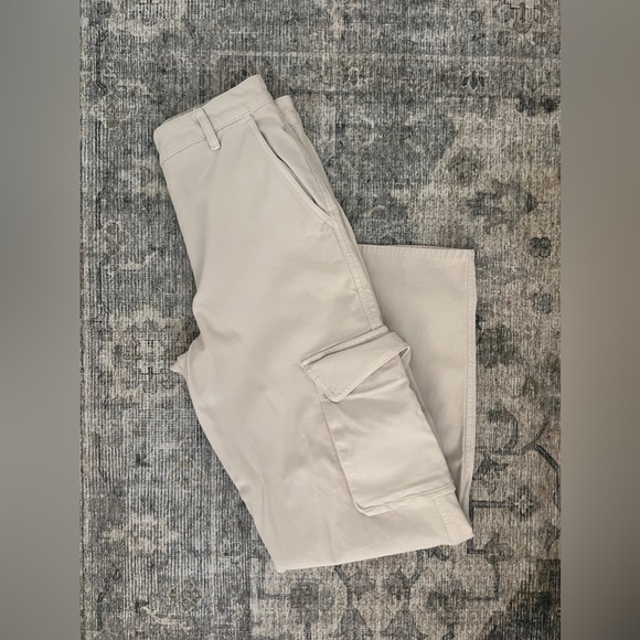 Wilfred Pants & Jumpsuits Aritzia Cream Cargo Pants Poshmark